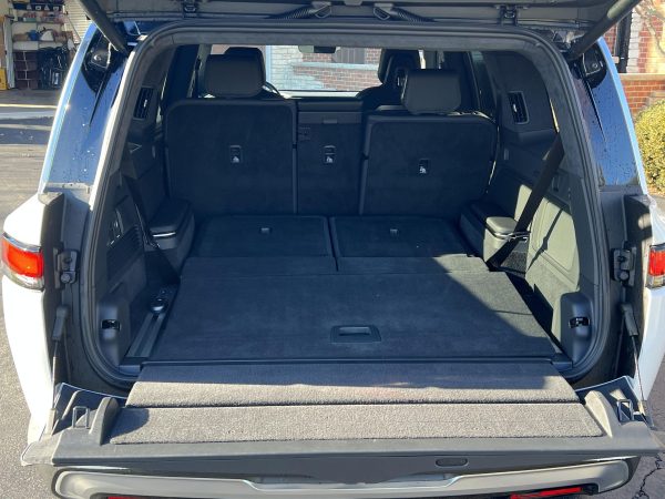 2022 Rivian R1S Launch Edition - Image 27