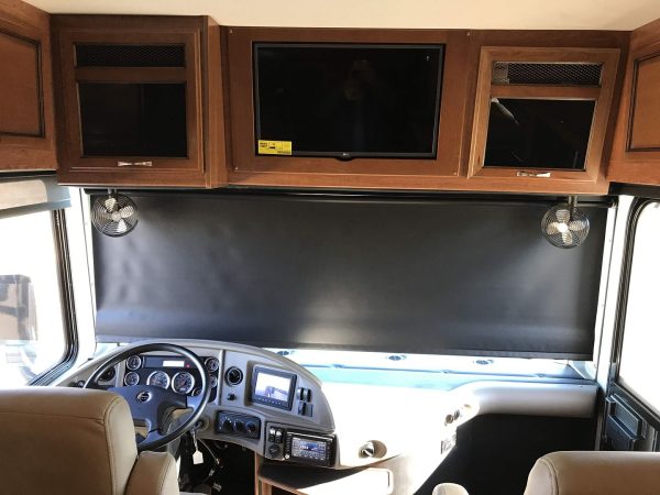 2017 Fleetwood Pace Arrow LXE 38B - Image 45