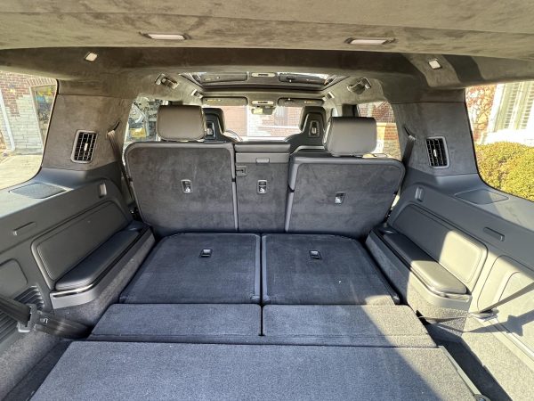 2022 Rivian R1S Launch Edition - Image 29