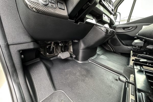 2020 Winnebago Revel 4x4 - Image 35