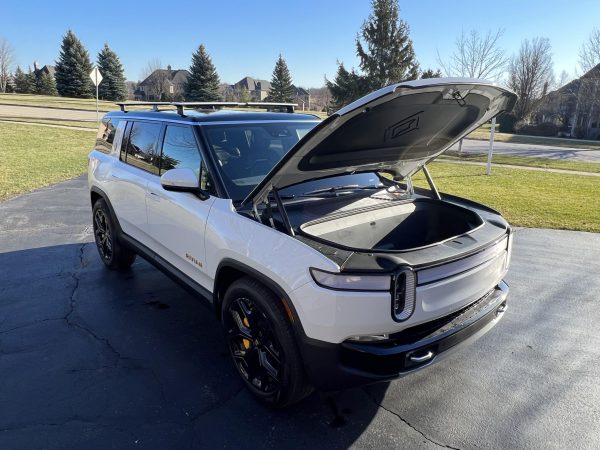 2022 Rivian R1S Launch Edition - Image 32