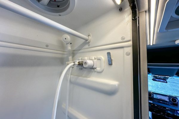 2020 Winnebago Revel 4x4 - Image 36