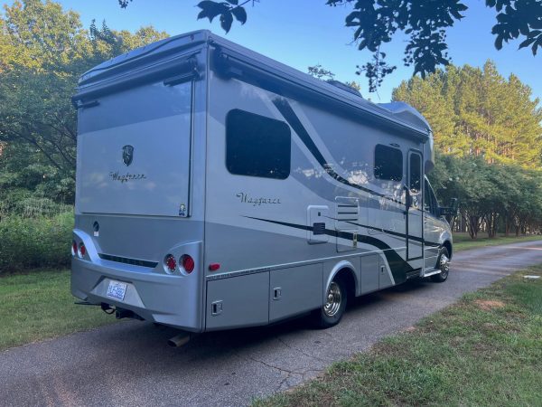 2020 Tiffin Wayfarer 25QW - Image 59