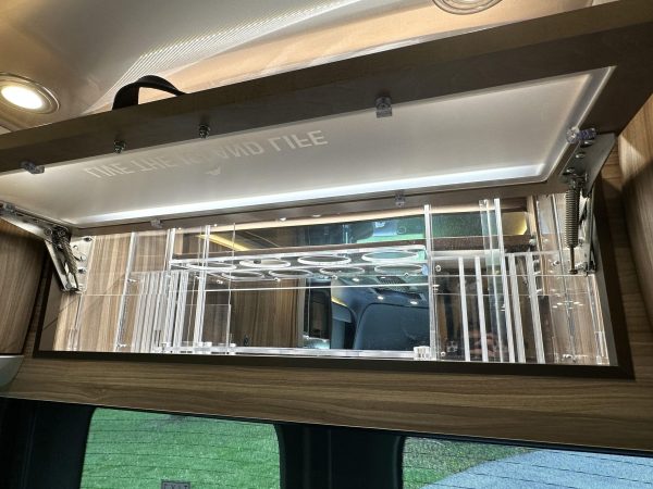 2020 Airstream Interstate 19 Tommy Bahama Edition 4x4 - Image 54