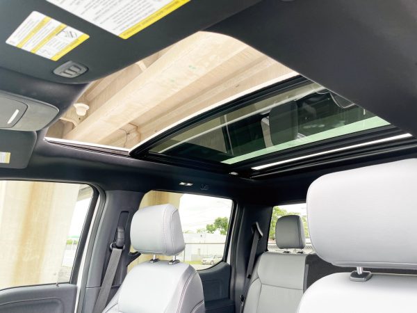 2022 Ford F-150 Lightning Lariat - Image 69