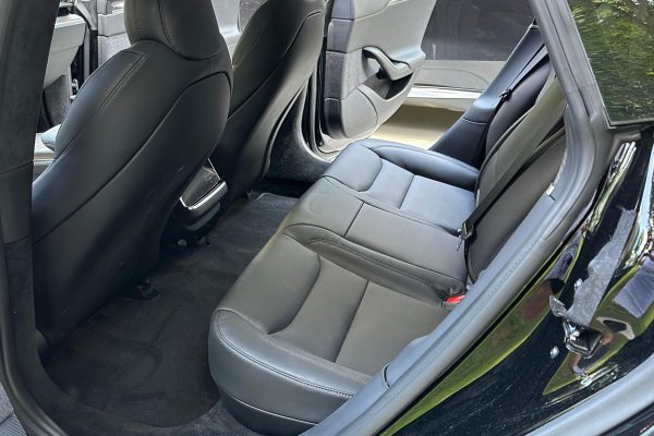 2022 Tesla Model S - Image 45