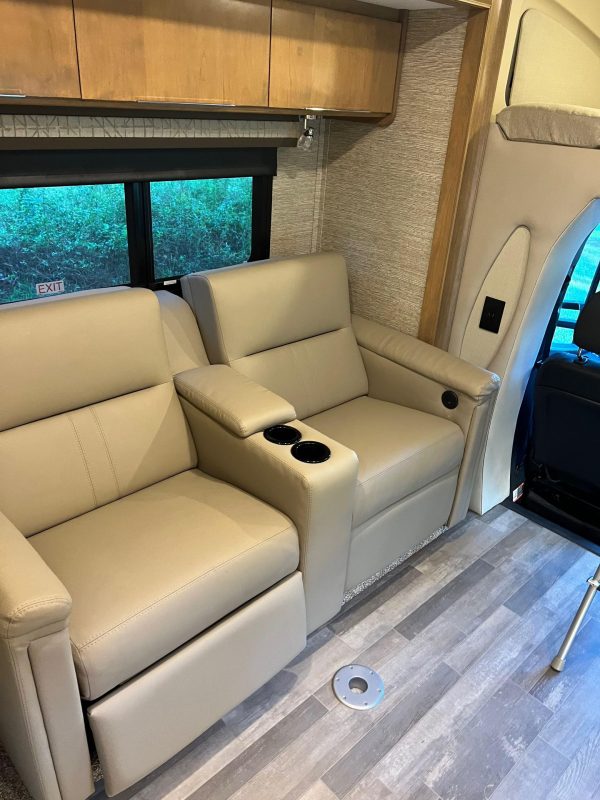 2020 Tiffin Wayfarer 25QW - Image 64
