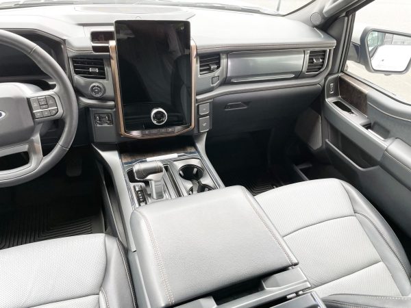 2022 Ford F-150 Lightning Lariat - Image 75
