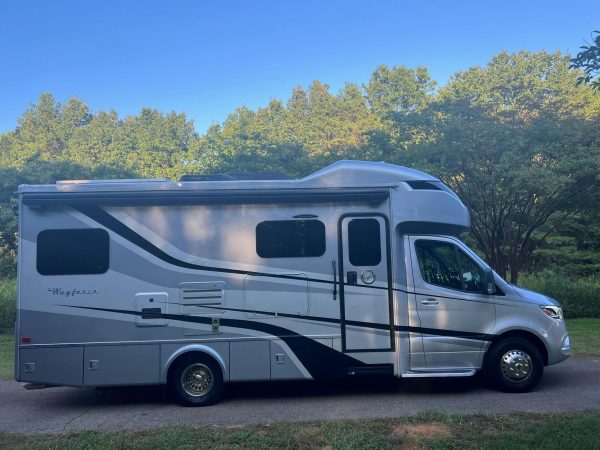 2020 Tiffin Wayfarer 25QW - Image 70