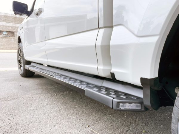 2022 Ford F-150 Lightning Lariat - Image 77