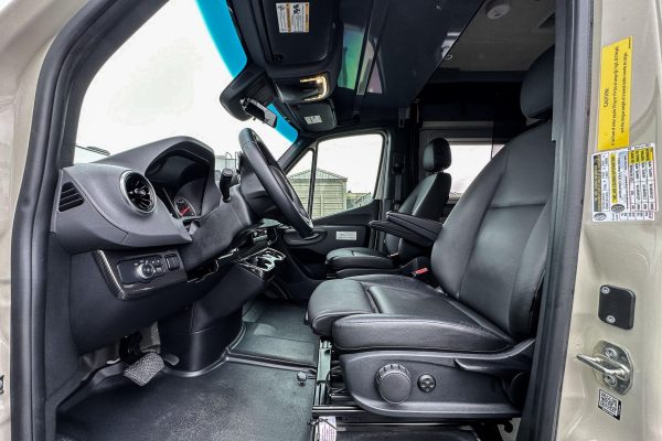 2020 Winnebago Revel 4x4 - Image 54