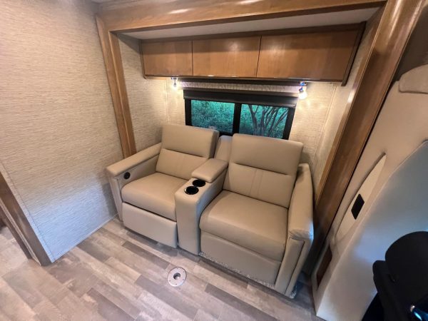 2020 Tiffin Wayfarer 25QW - Image 74