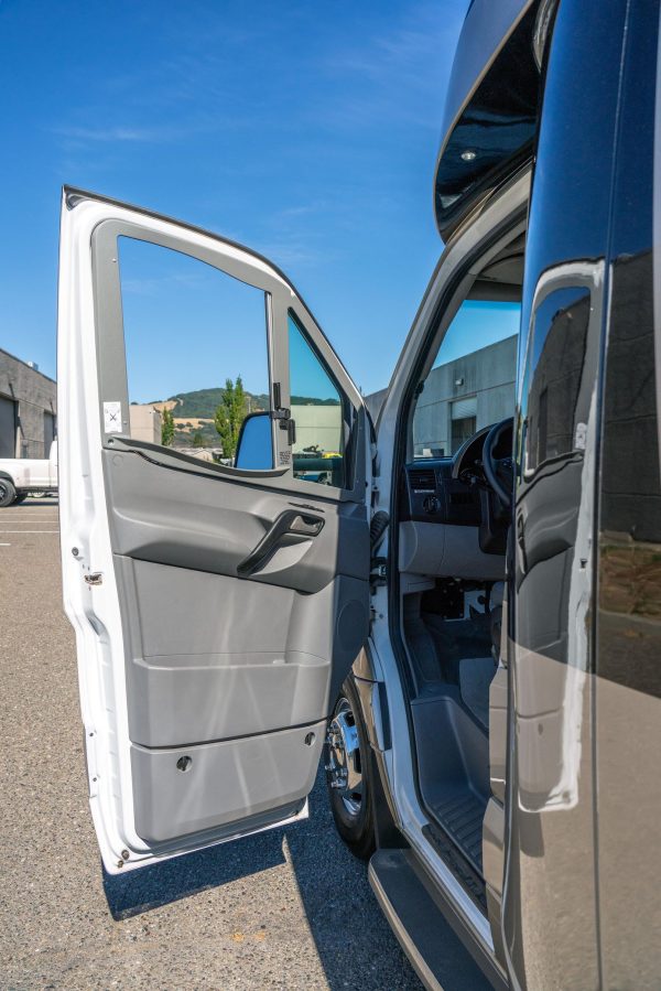 2019 Leisure Travel Serenity S24 CB - Image 53