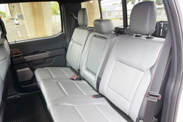 2022 Ford F-150 Lightning Lariat - Image 82