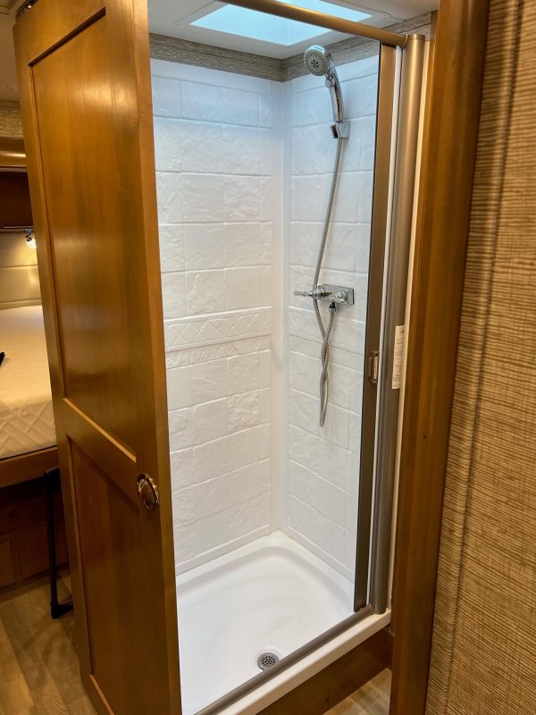 2020 Tiffin Wayfarer 25QW - Image 78