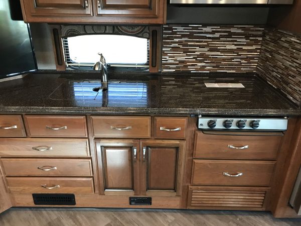 2017 Fleetwood Pace Arrow LXE 38B - Image 72