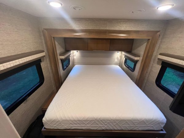 2020 Tiffin Wayfarer 25QW - Image 81