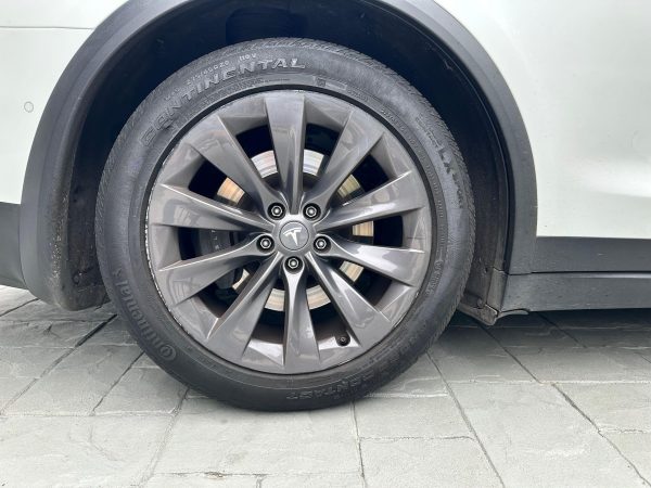 2019 Tesla Model X 100D - Image 72