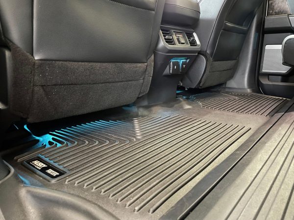 2022 Ford F-150 Lightning Lariat - Image 89