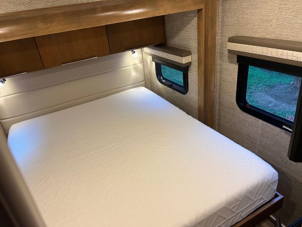 2020 Tiffin Wayfarer 25QW - Image 87