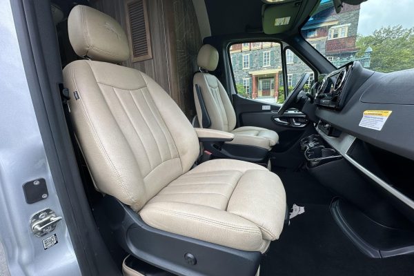 2020 Airstream Interstate 19 Tommy Bahama Edition 4x4 - Image 92