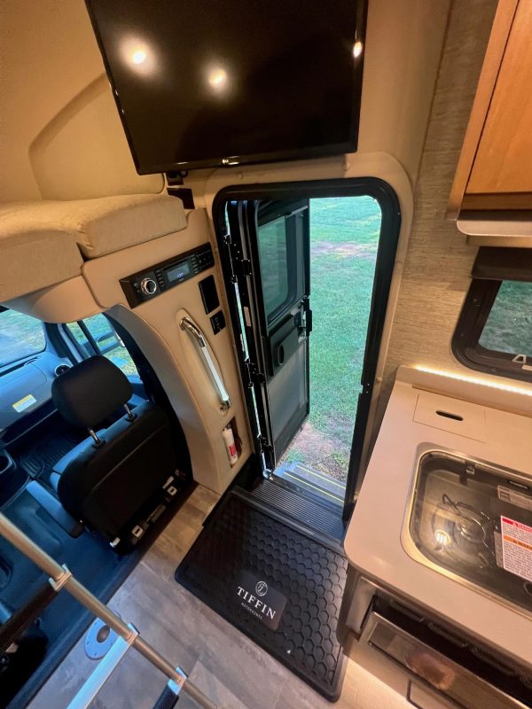 2020 Tiffin Wayfarer 25QW - Image 103
