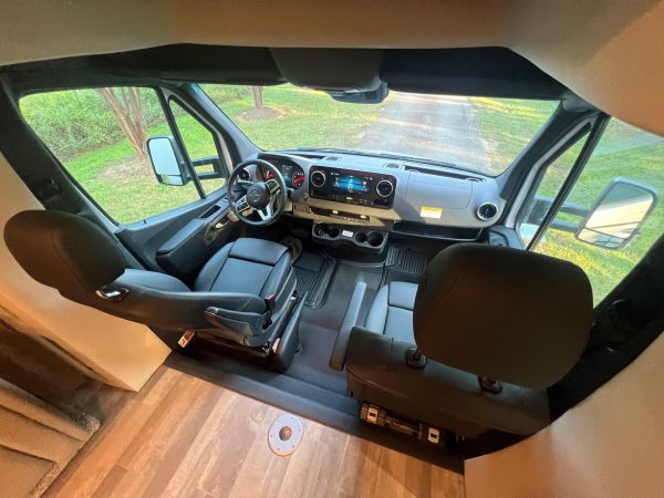 2020 Tiffin Wayfarer 25QW - Image 104